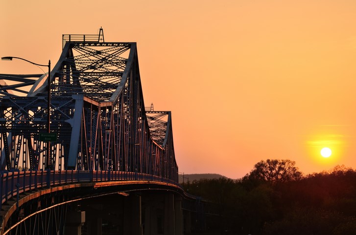 BridBridge at Sunset in La Crosse, Wisconsinge at Sunset in La Crosse, Wisconsin