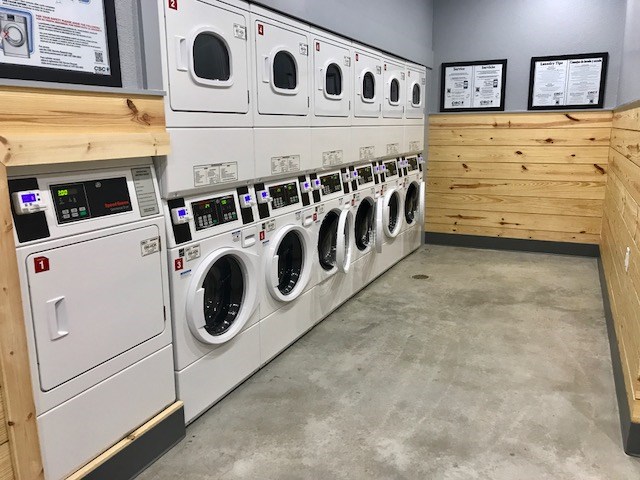 Austin East KOA Holiday Laundry