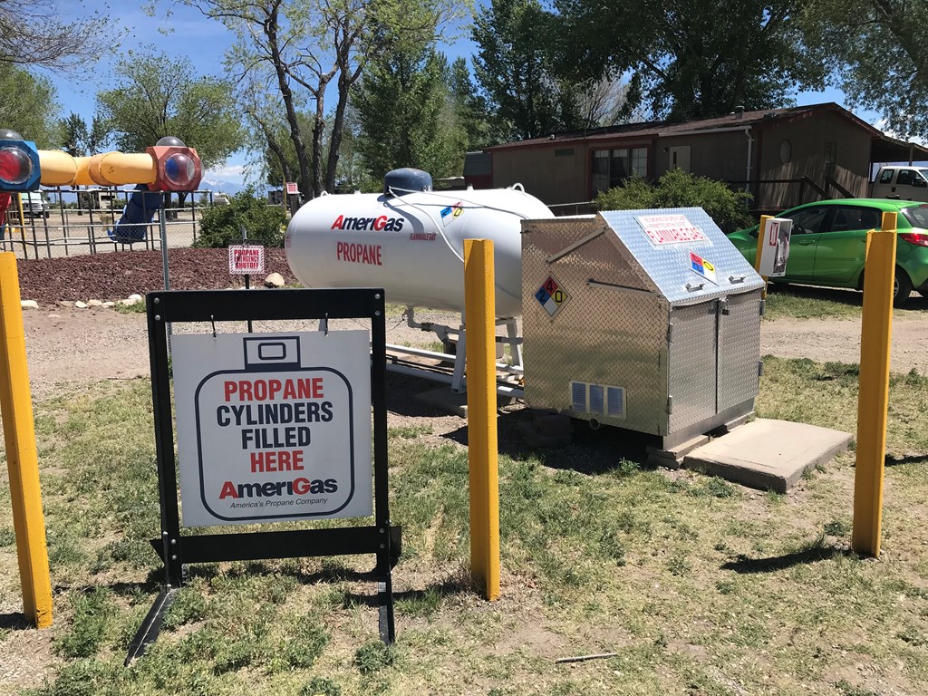 Will Fill Propane - RVs and Cylinders