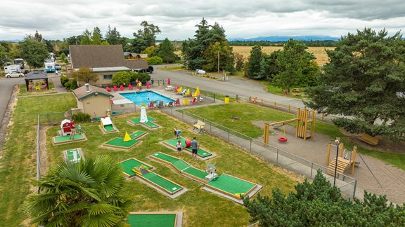 Outdoor fun Putt Putt Golf