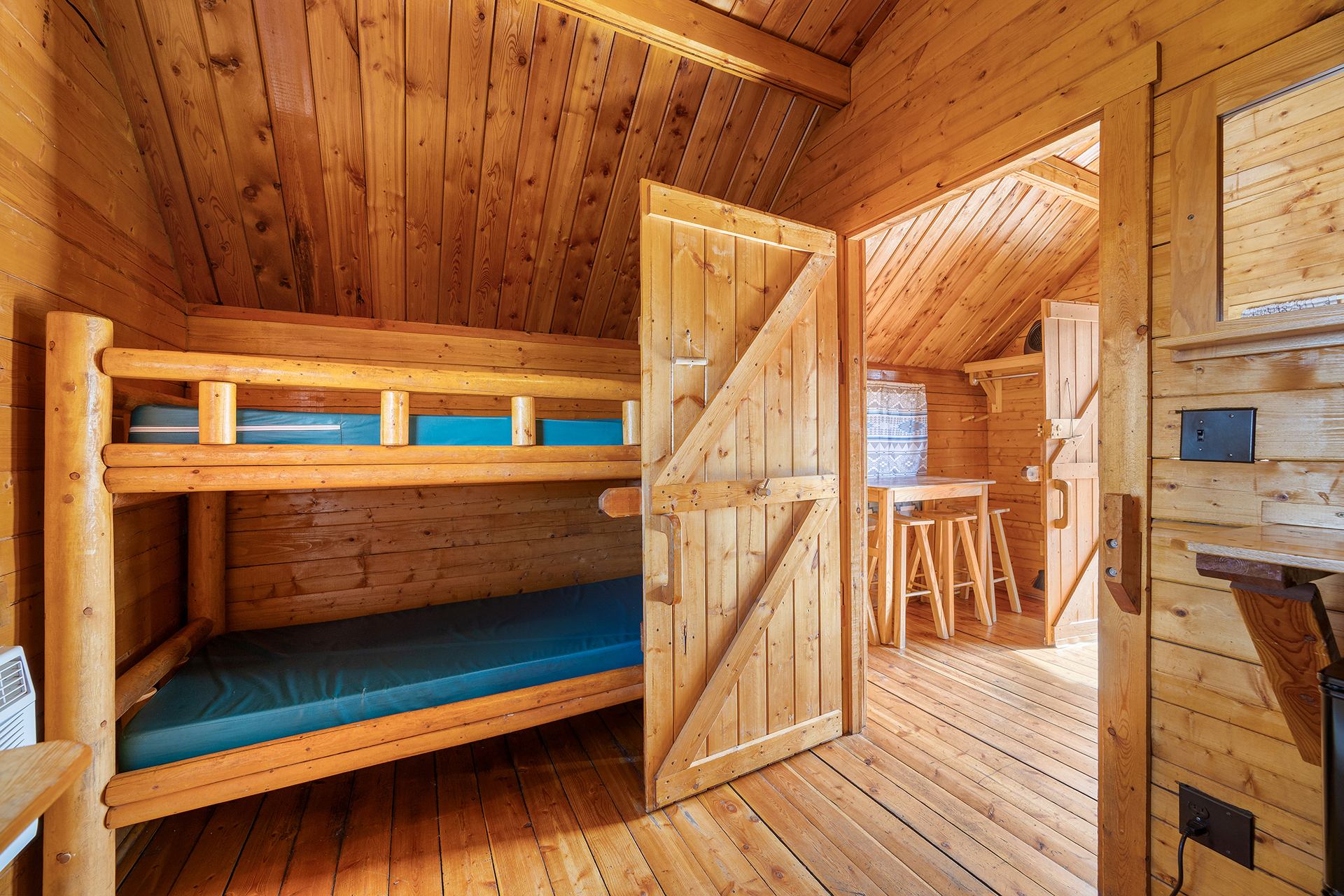 KK06 - Camping Cabin, 2 Room (No Bathroom) – Sleeps 6