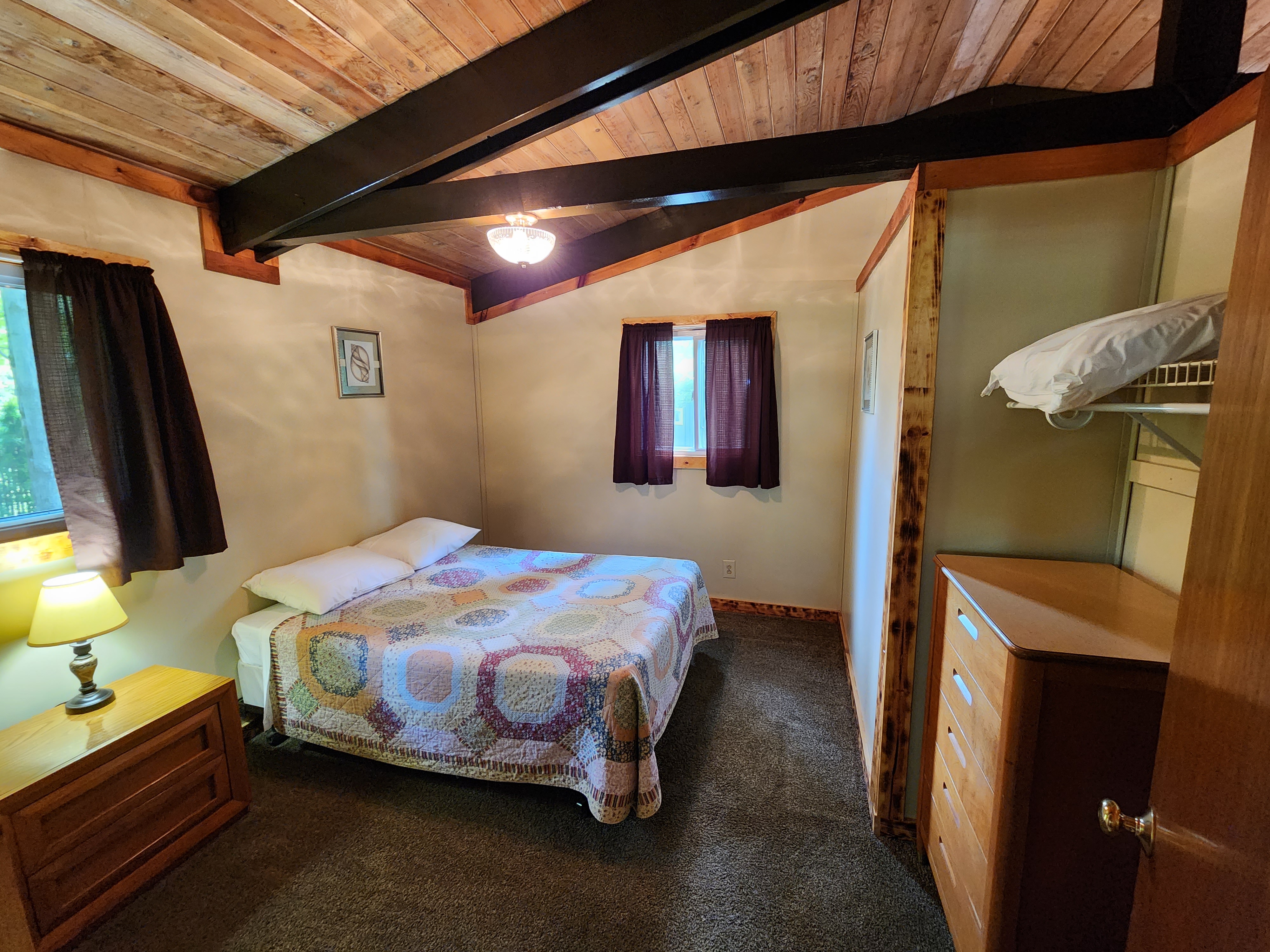C04 Deluxe Cabin Bedroom 1