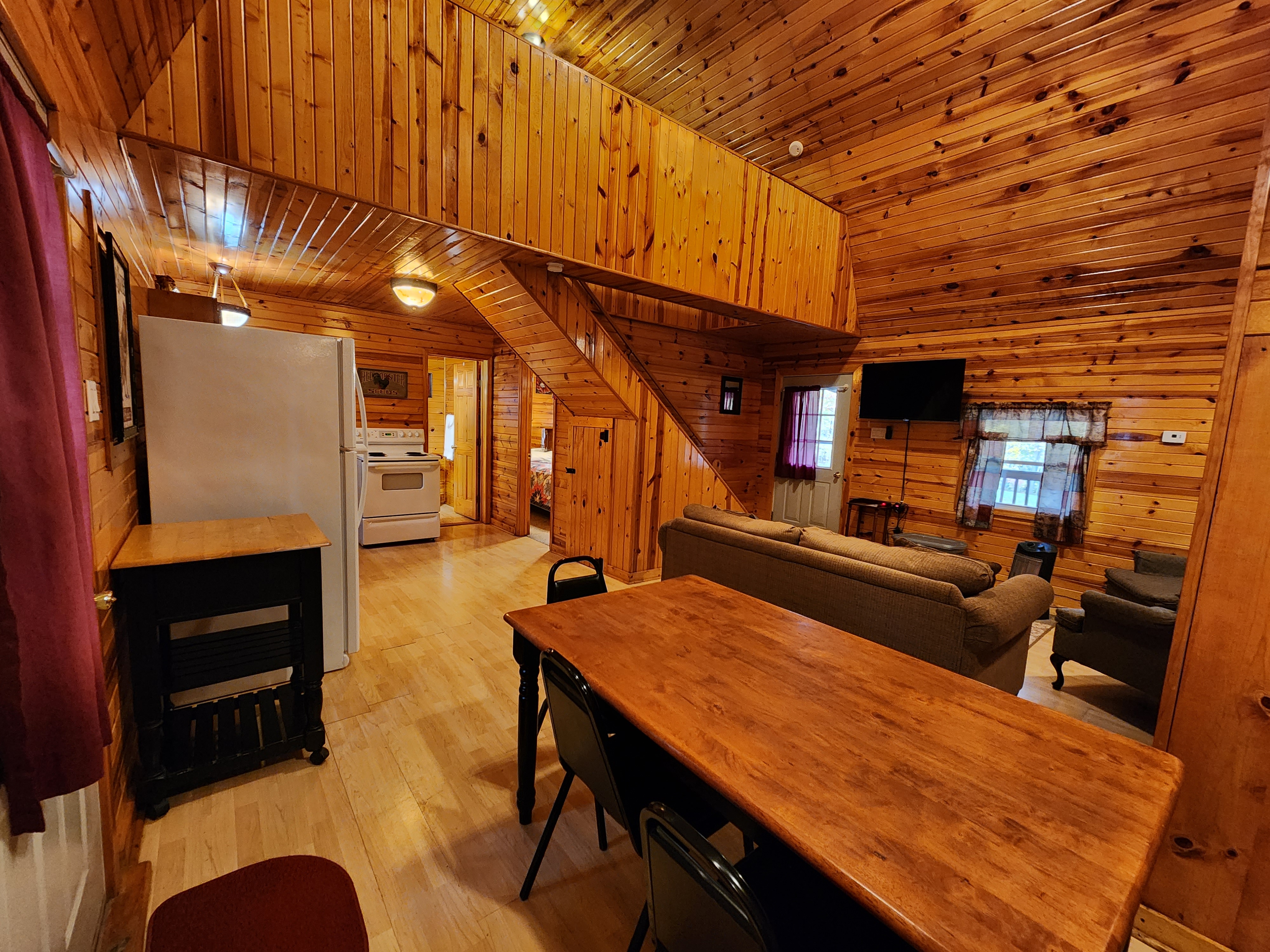 C09 Barn Dining area