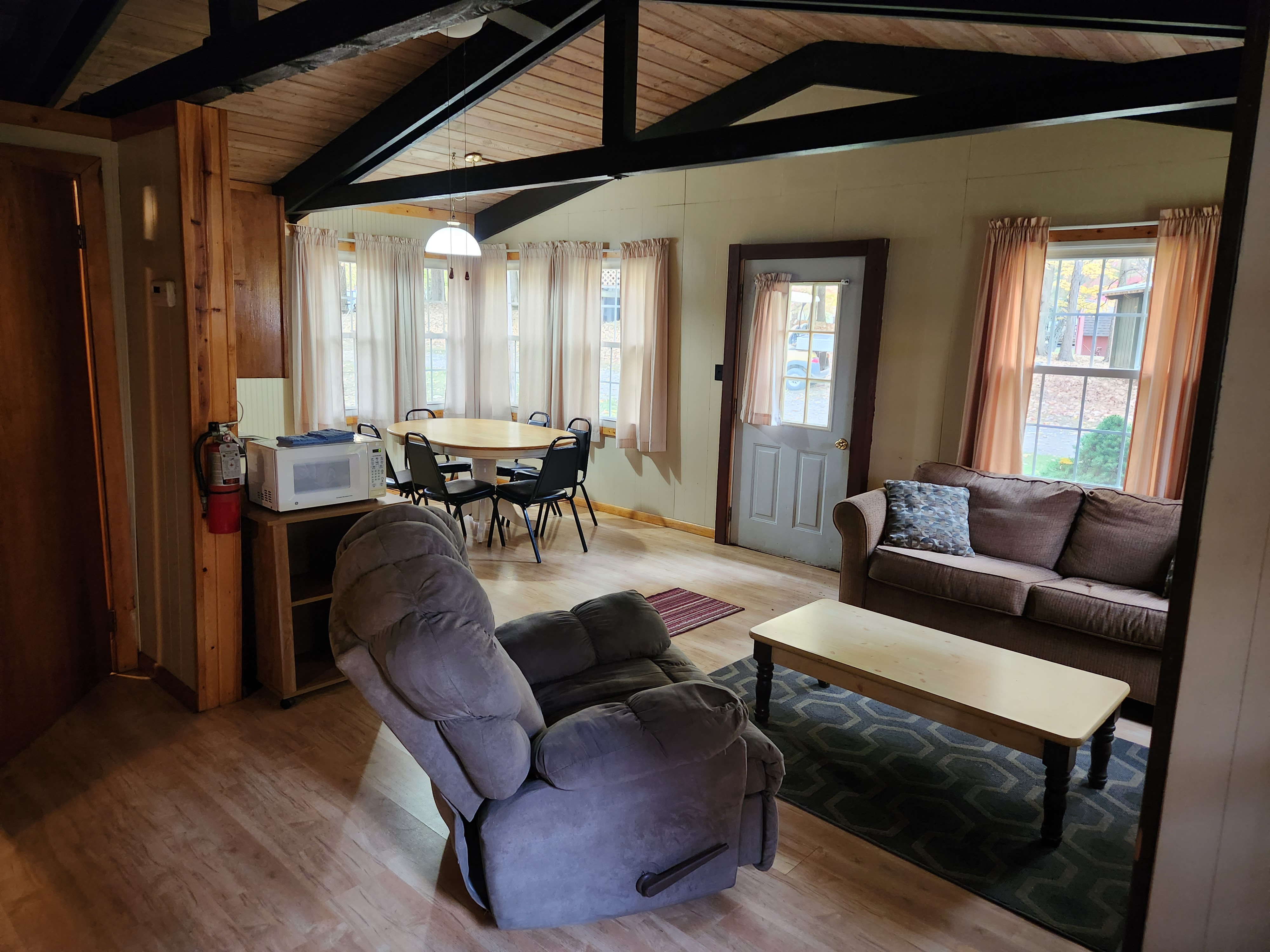 C08 Livingroom 1 -2