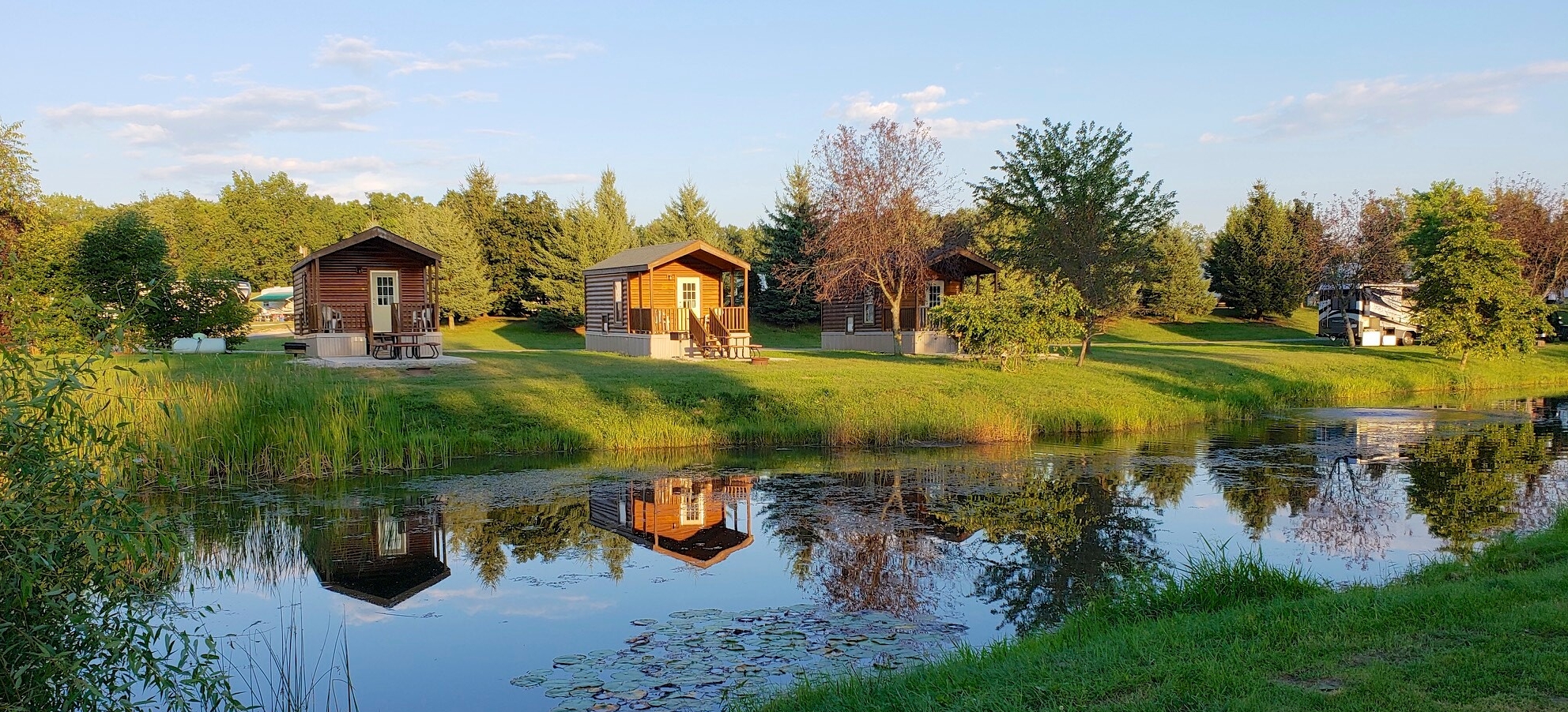 Lakeside Studio Cabin