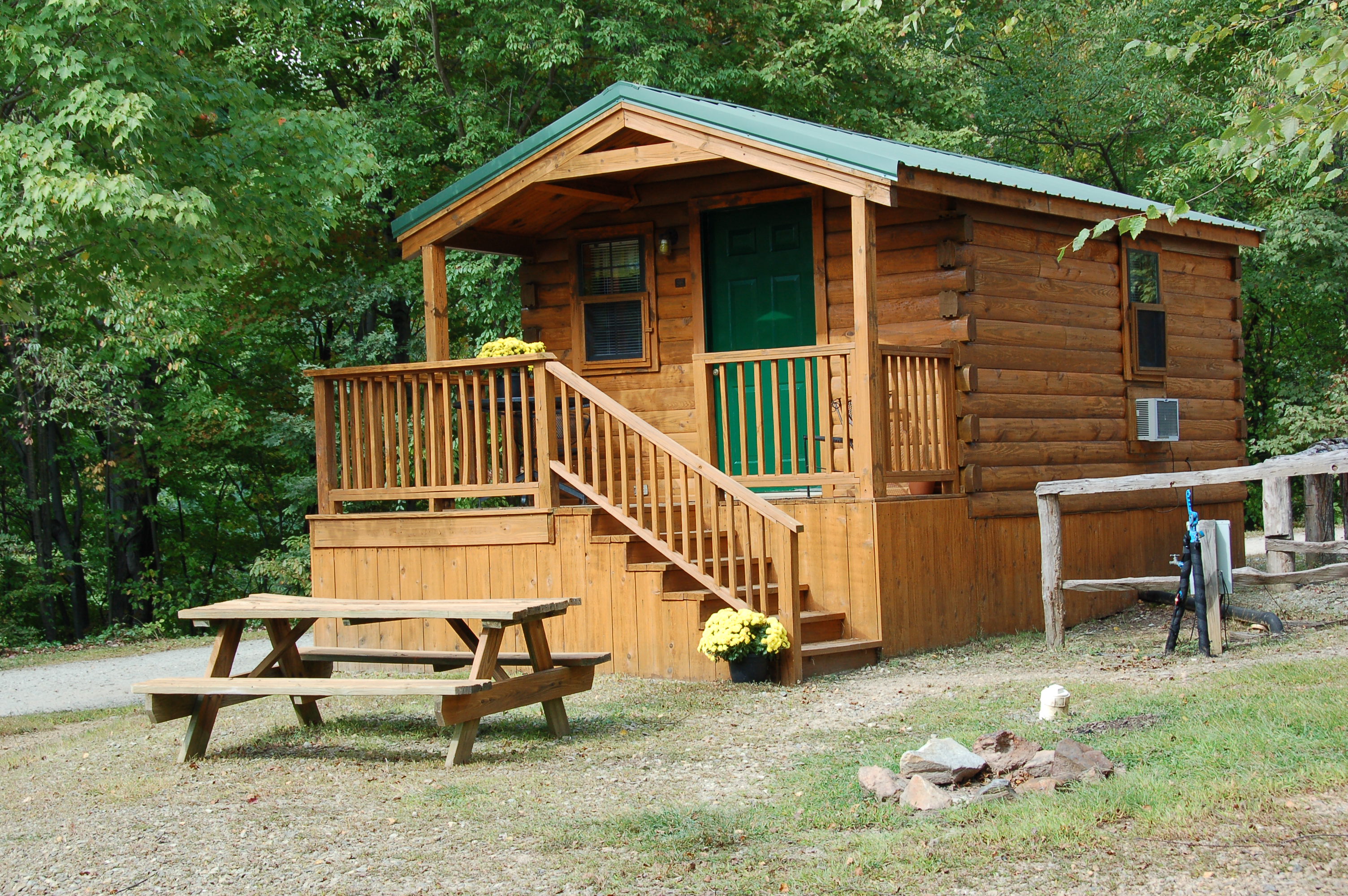 Deluxe cabin for 2