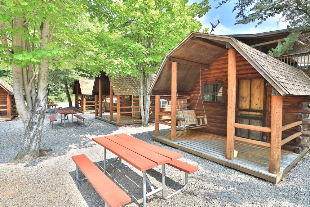 Kamping Kabin Layout