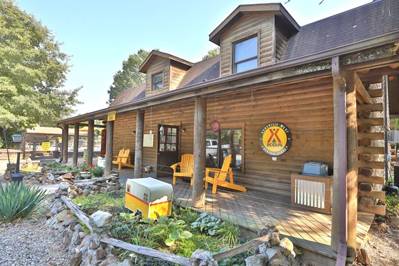 Welcome to the Asheville West KOA Holiday