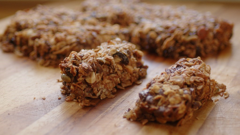 Best Snacks for Camping-Tasty Bites to Fuel Your Adventure