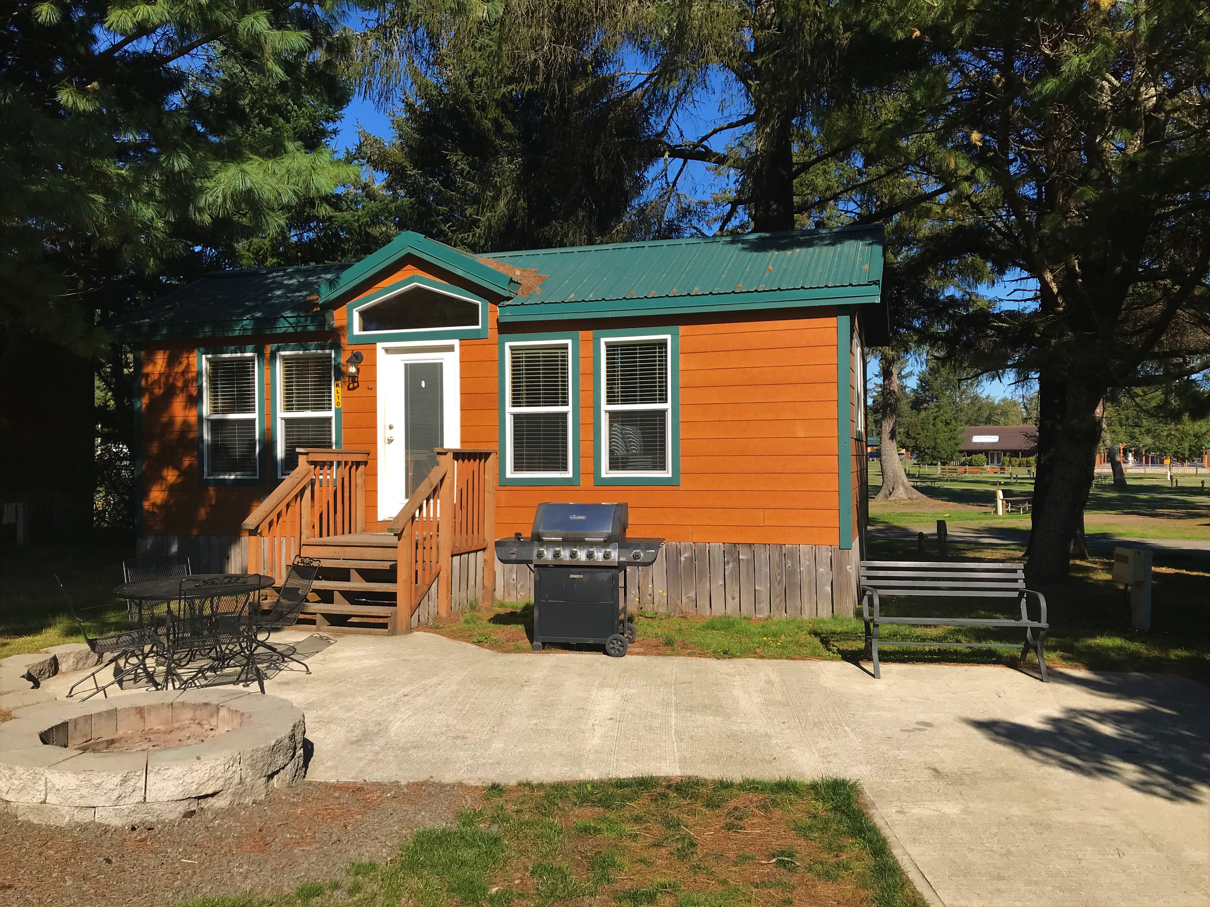 Lodges 9 & 10