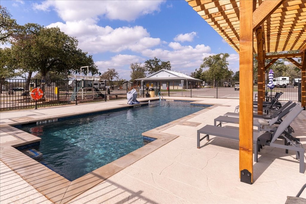 Discover COTALAND and Austin East KOA!
