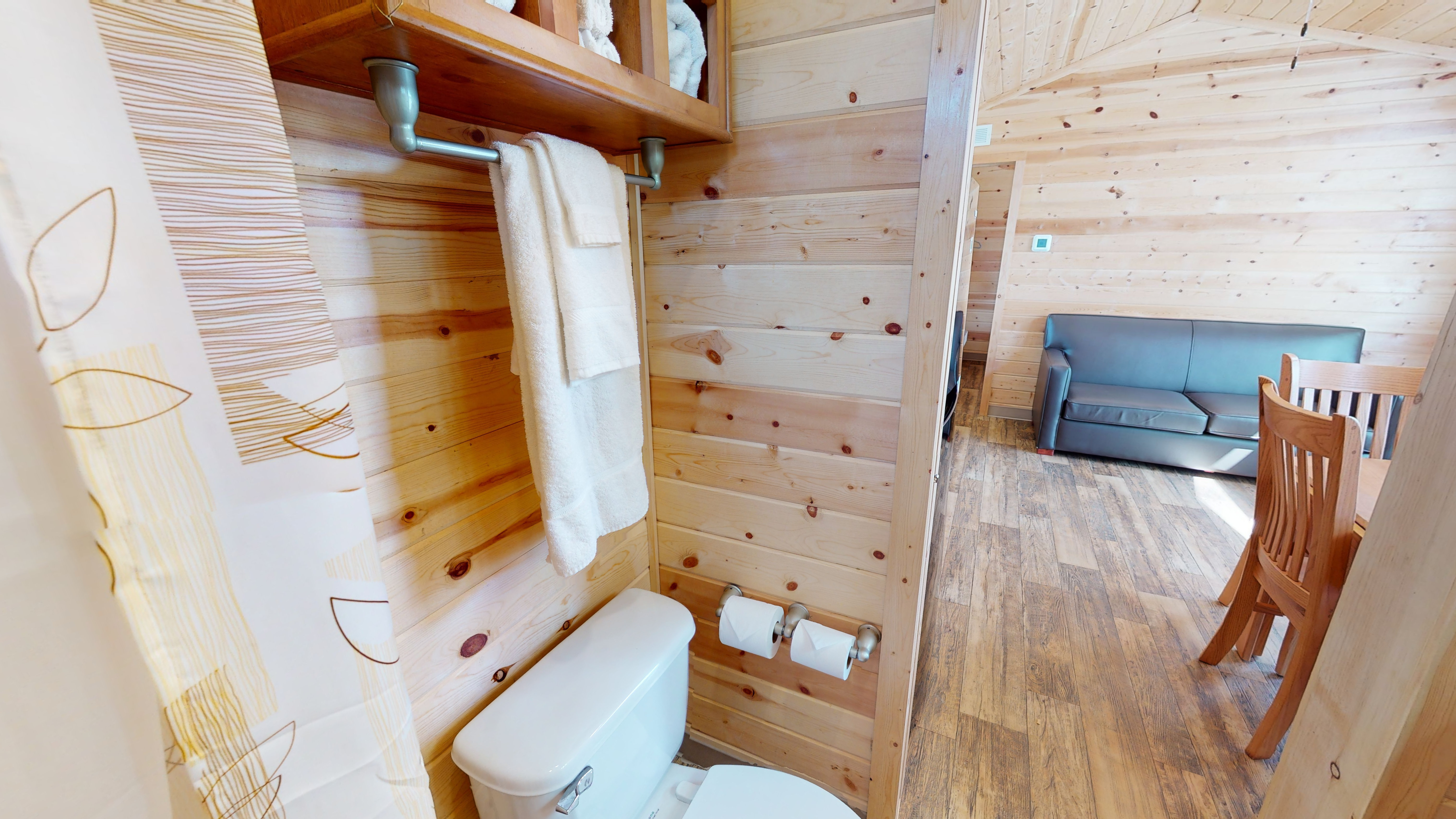 Deluxe Cabin Bathroom