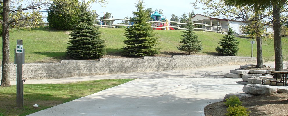 Deluxe Patio, Site 103