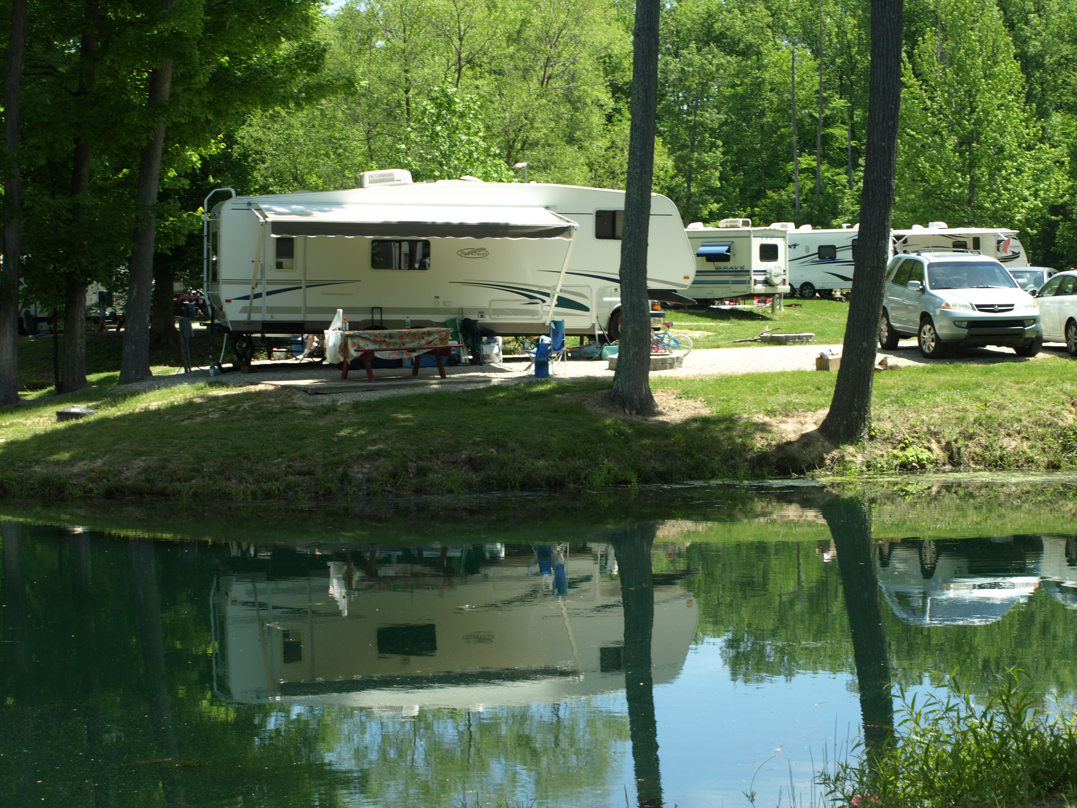nice site next to the small fishing lake site 85
