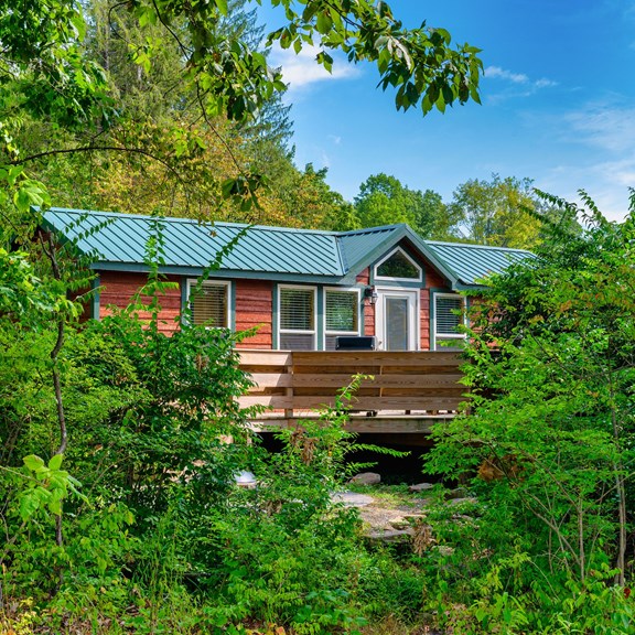 Deluxe Cabin Privacy