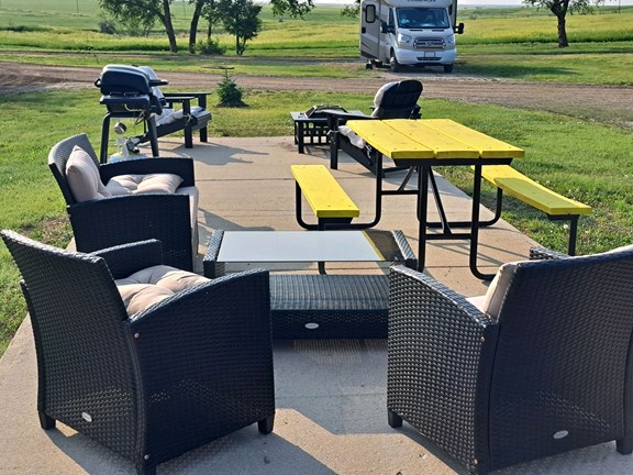 Site 40 Patio