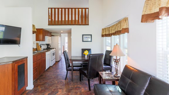 1 Bedroom Cottage with Loft