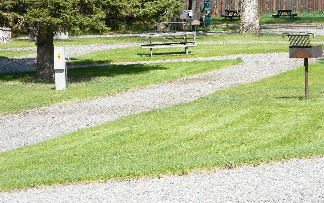 50 Amp water, electric and sewer RV Site.