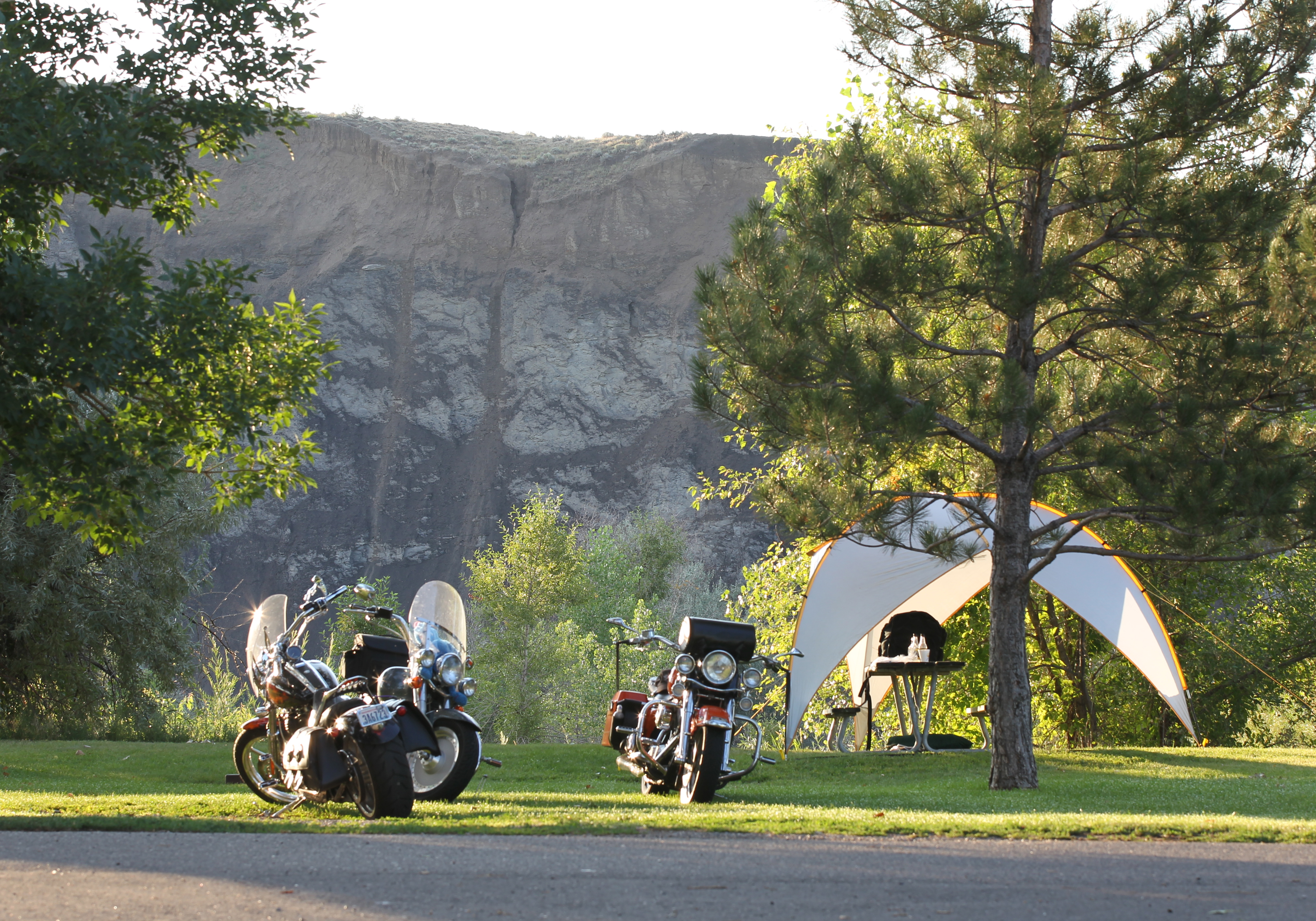 Tent site along the scenic Yellostone River.