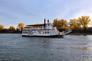 Lewis & Clark Riverboat