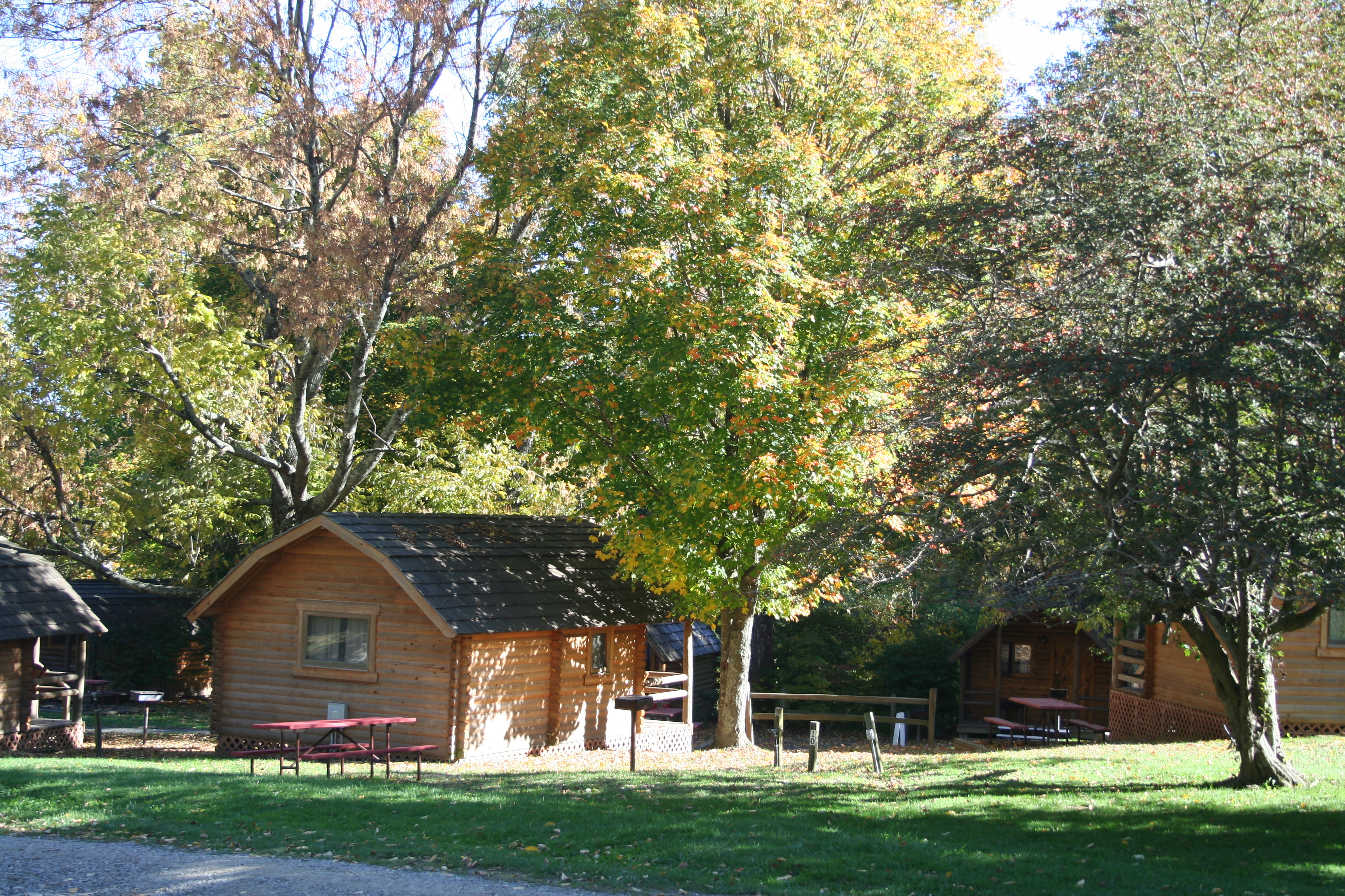 Kamping Cabin Outside
