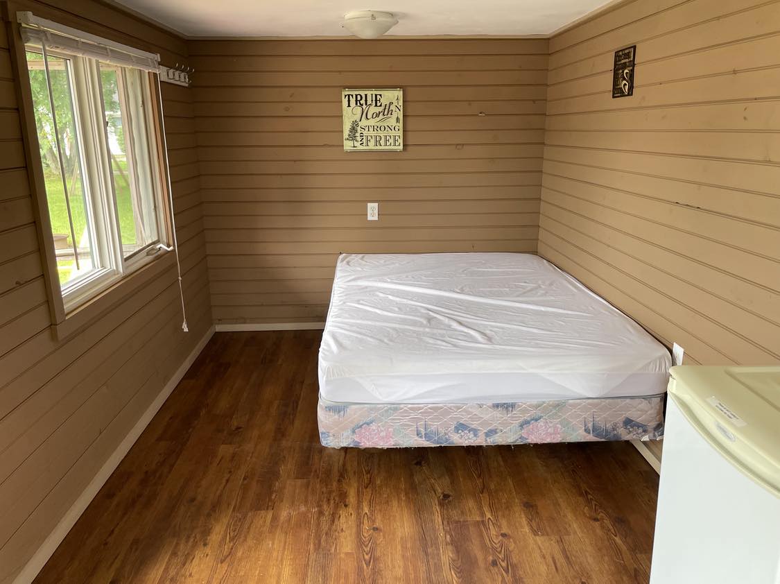 Cabin 1 - the smallest - Inside short 1