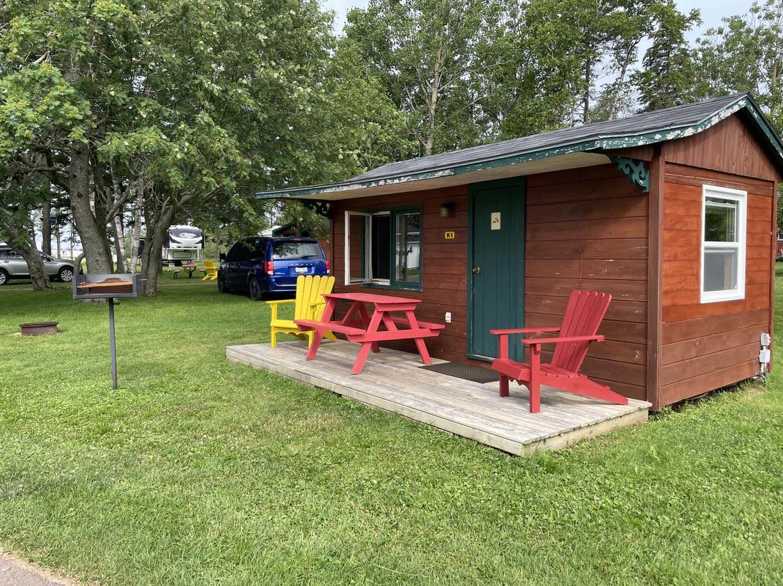 Our smallest but coziest cabin - No washroom