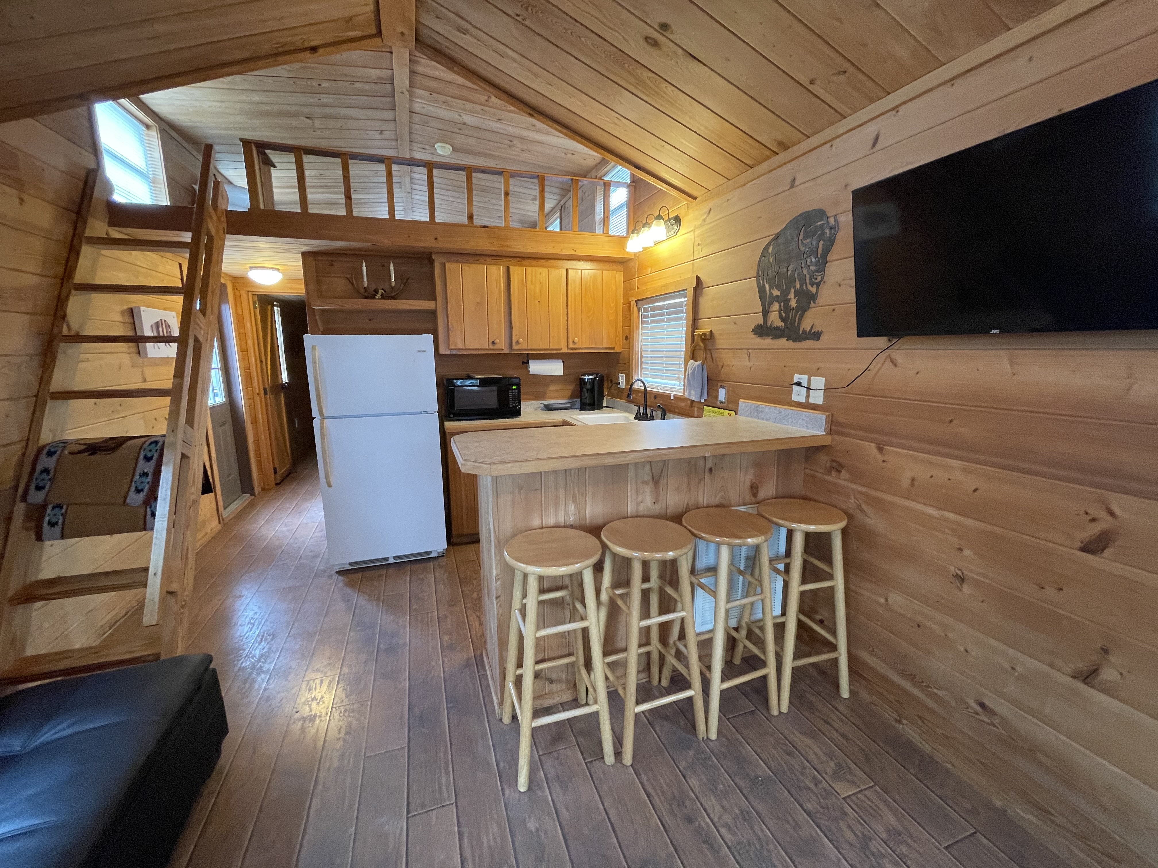 Deluxe Cabin Kitchen
