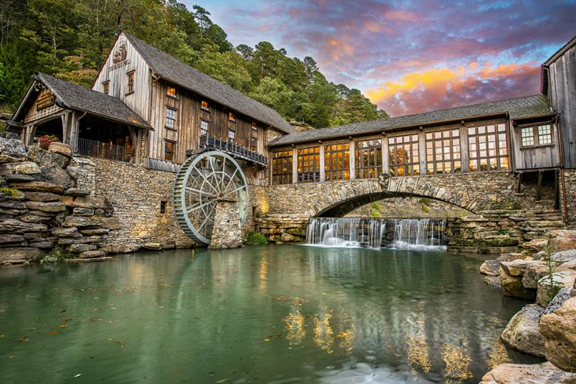 Dogwood Canyon Nature Park