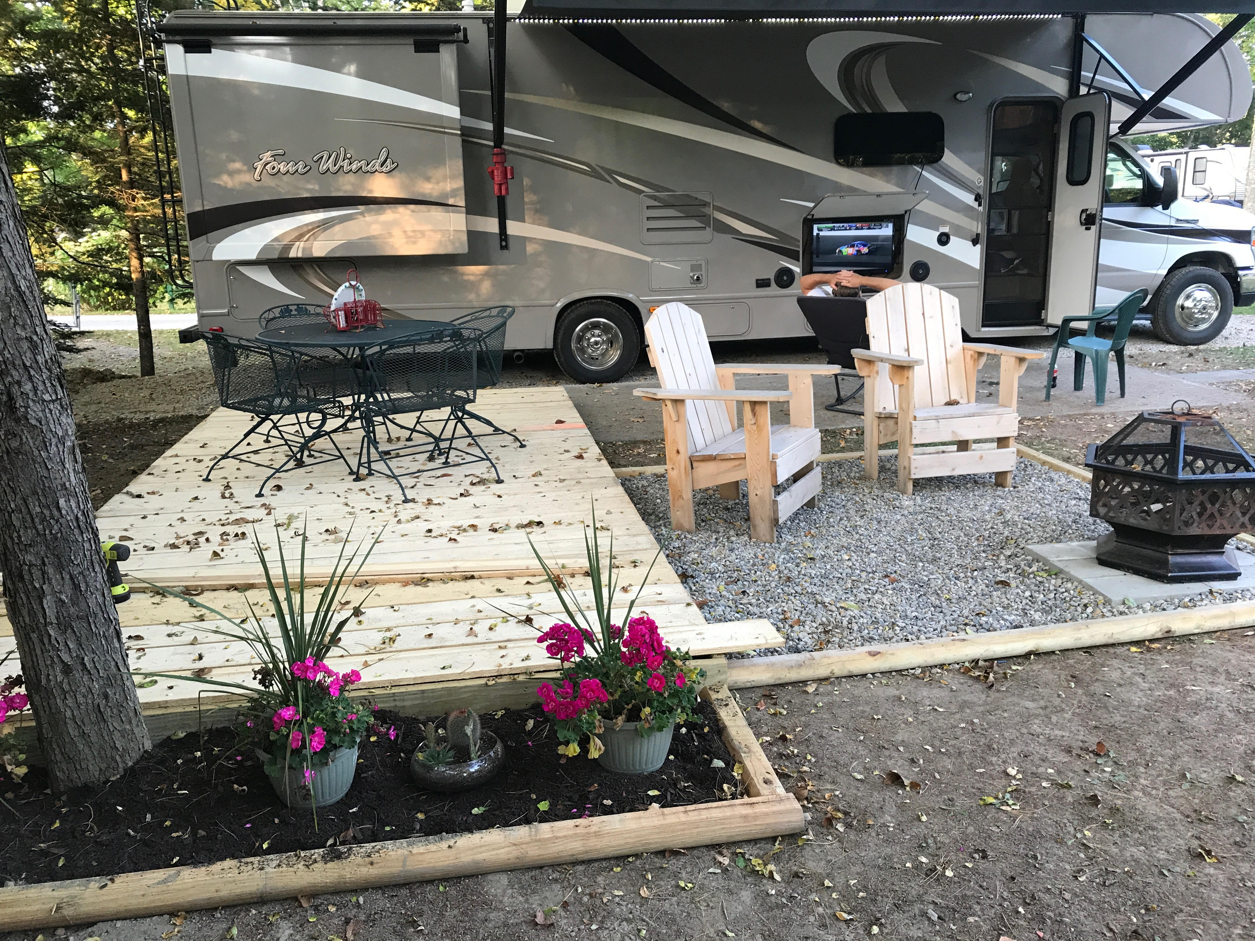 30 amp deluxe patio