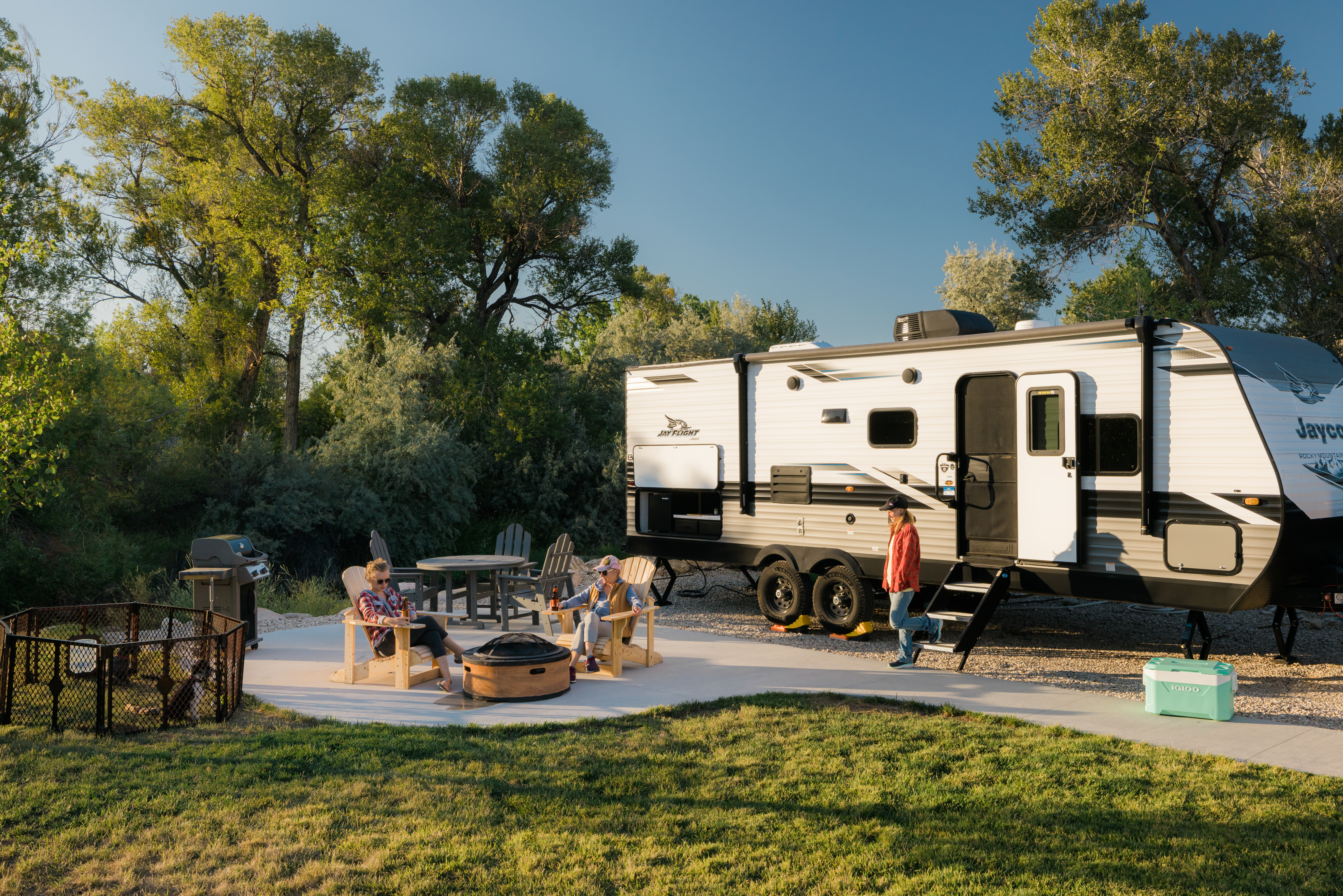 Site 91 Creekside Deluxe Back-in KOA Patio