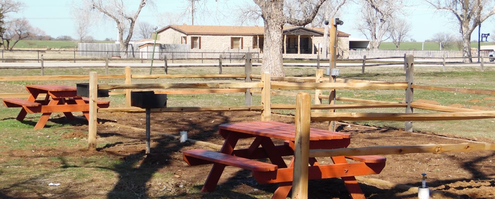 Deluxe Tent sites