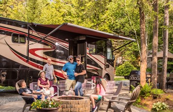 Cadillac KOA Holiday Photo