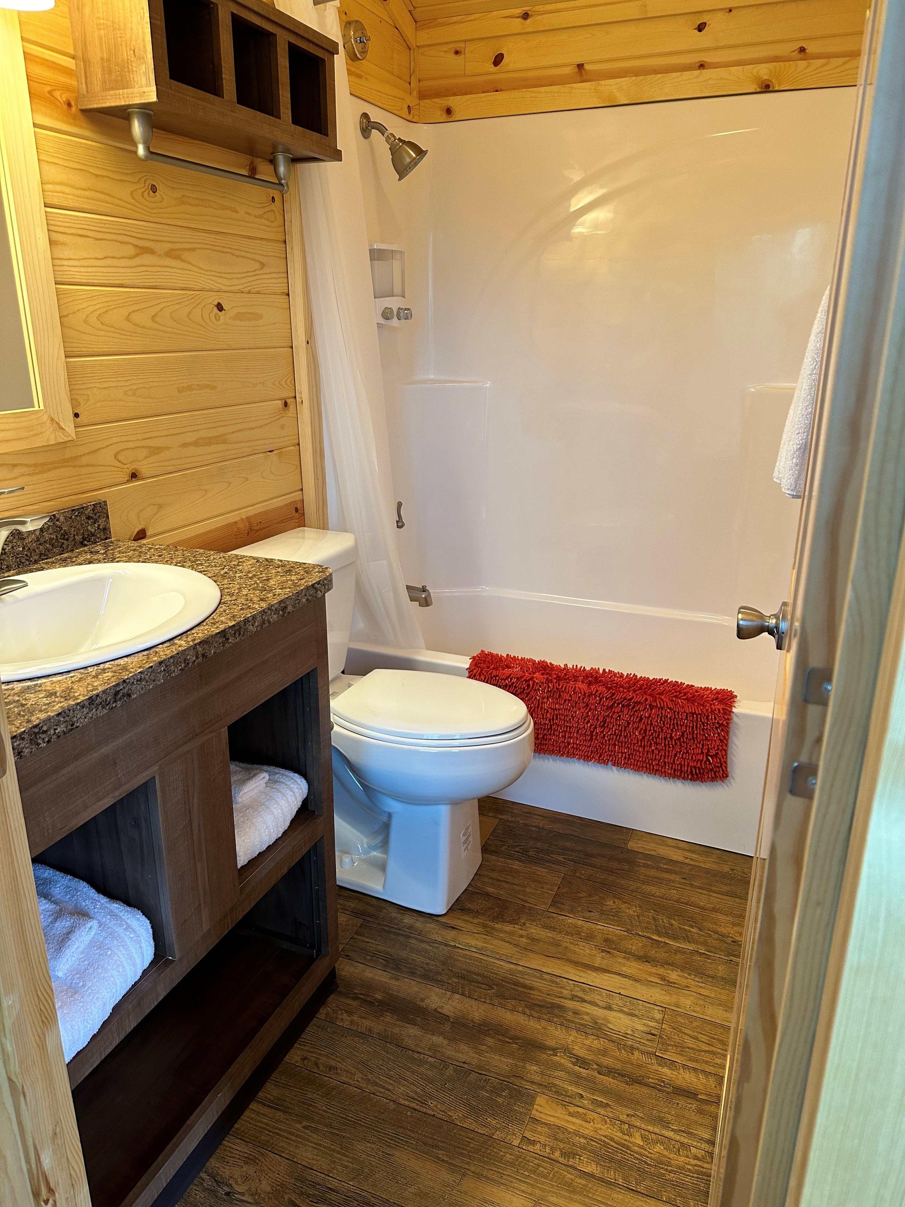 KL01 Full Bath