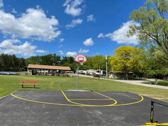 Welcome to the Canandaigua / Rochester KOA Holiday