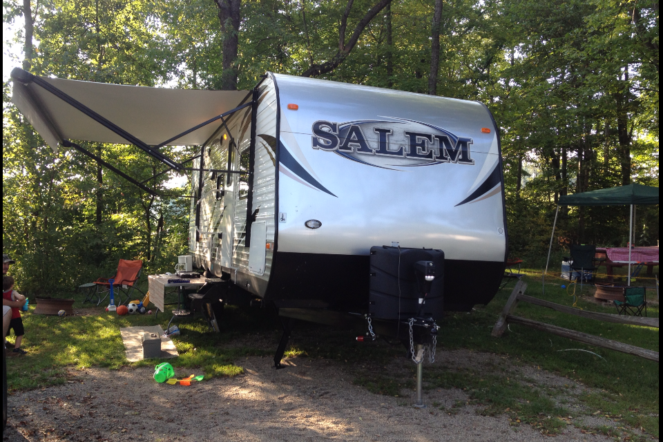 Back-In,  Full Hookup, 50/30/20 Amps, wooded sites