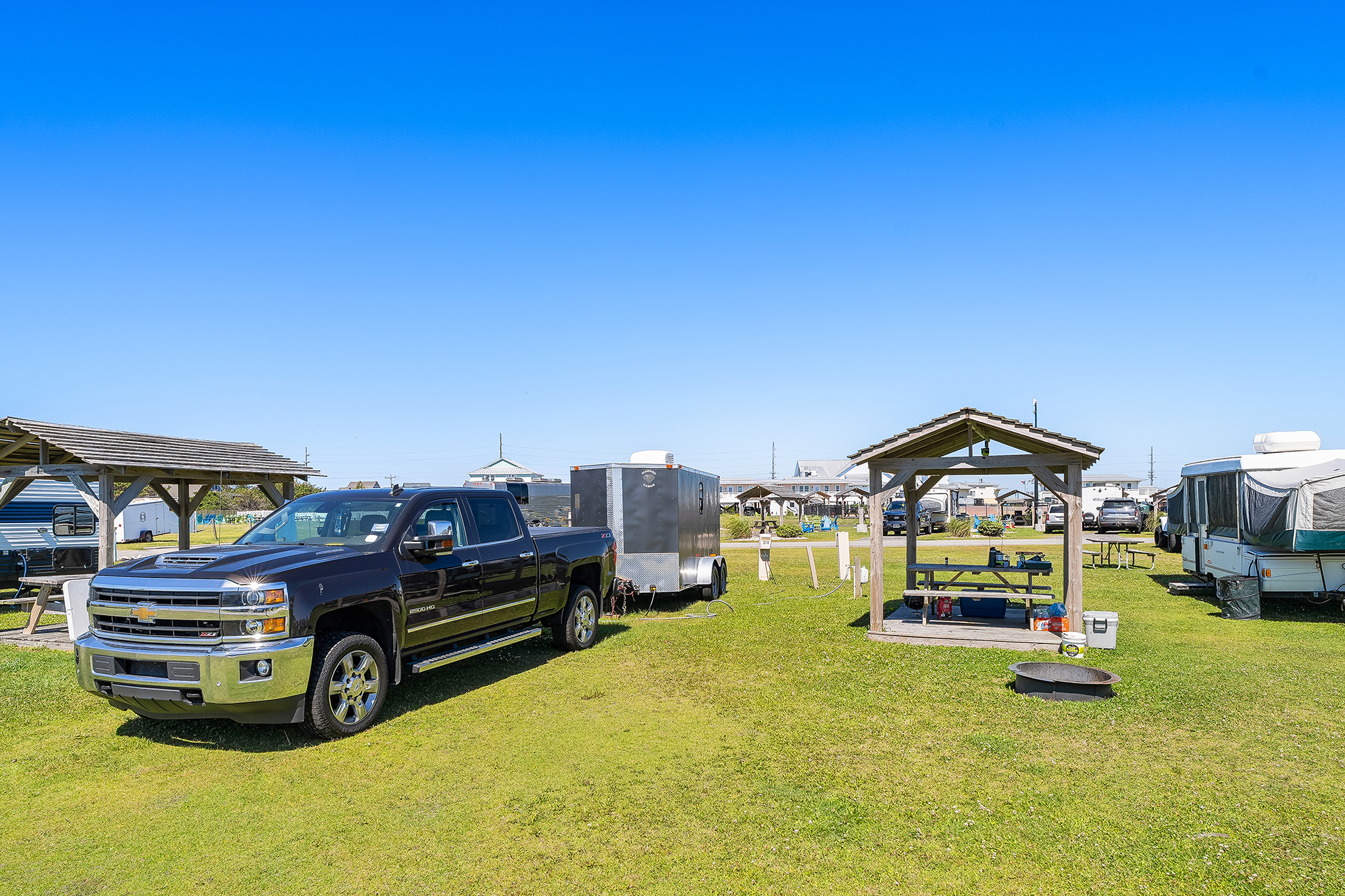RV 378, Back-In 30/20 AMPS Water + Electric, Shade Shelter Centrally Located