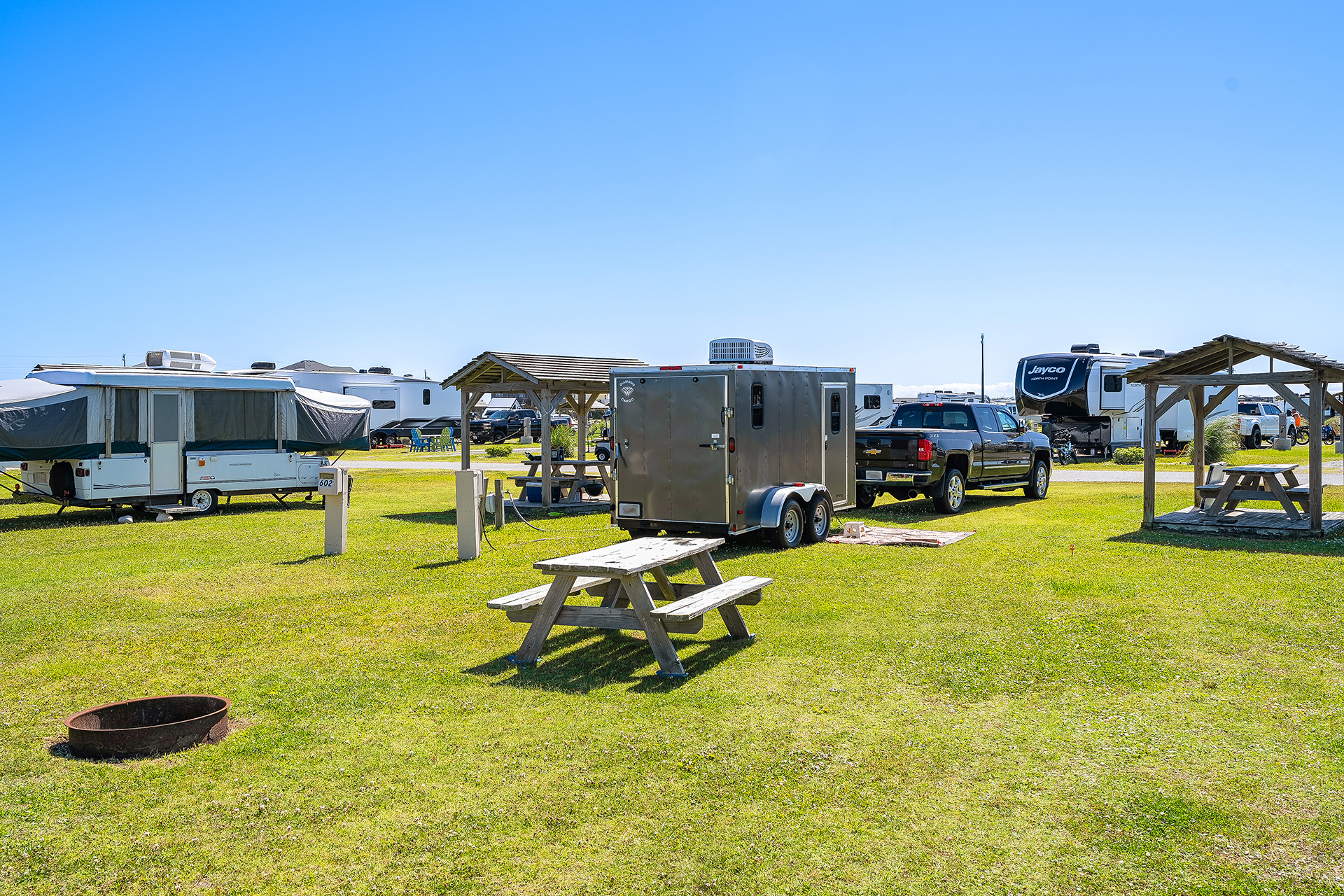 RV 602, Back-In 30/20 AMPS Water + Electric, Near Bathhouse