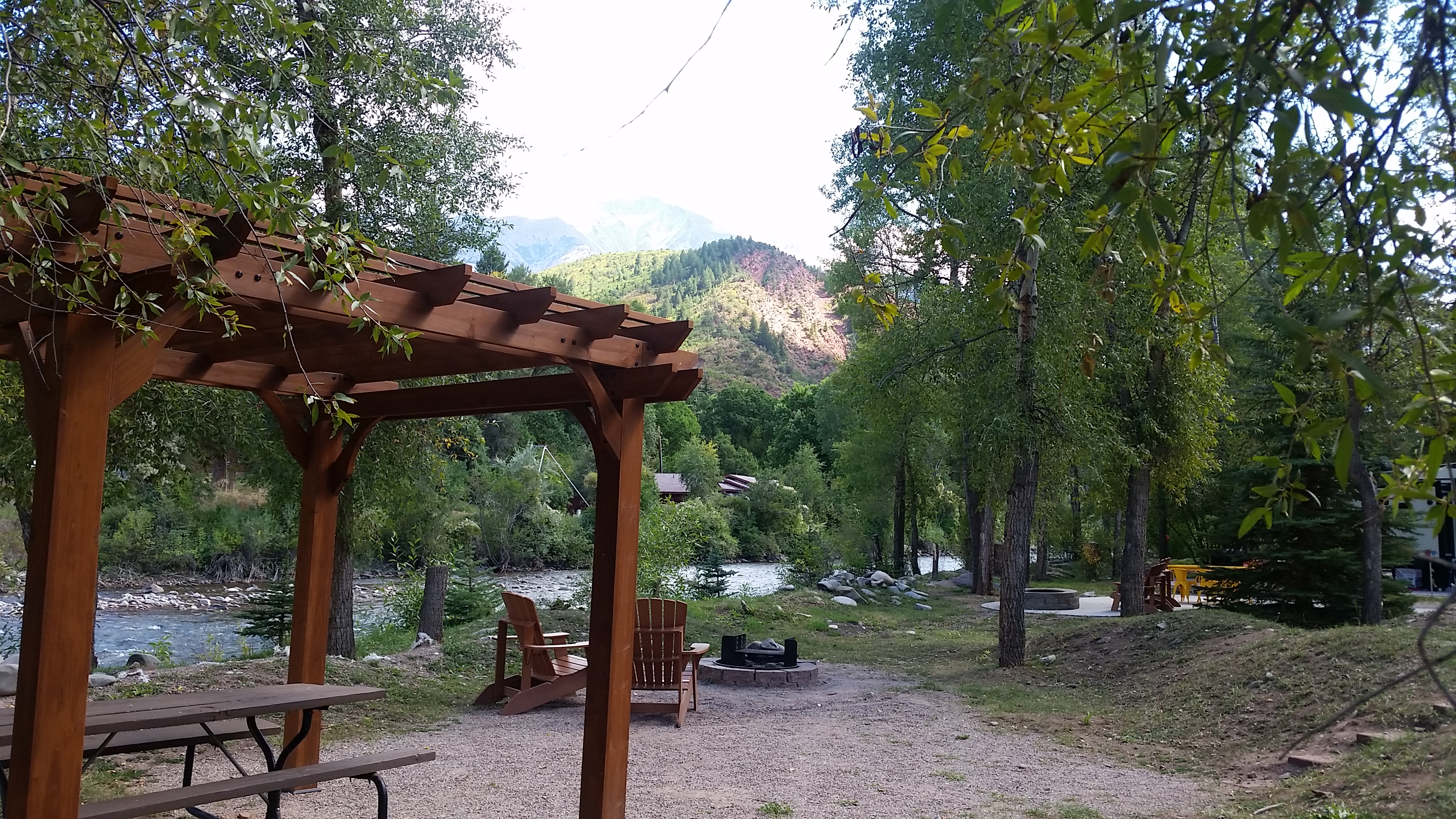 Site 10- Shade pergola & tent site river view