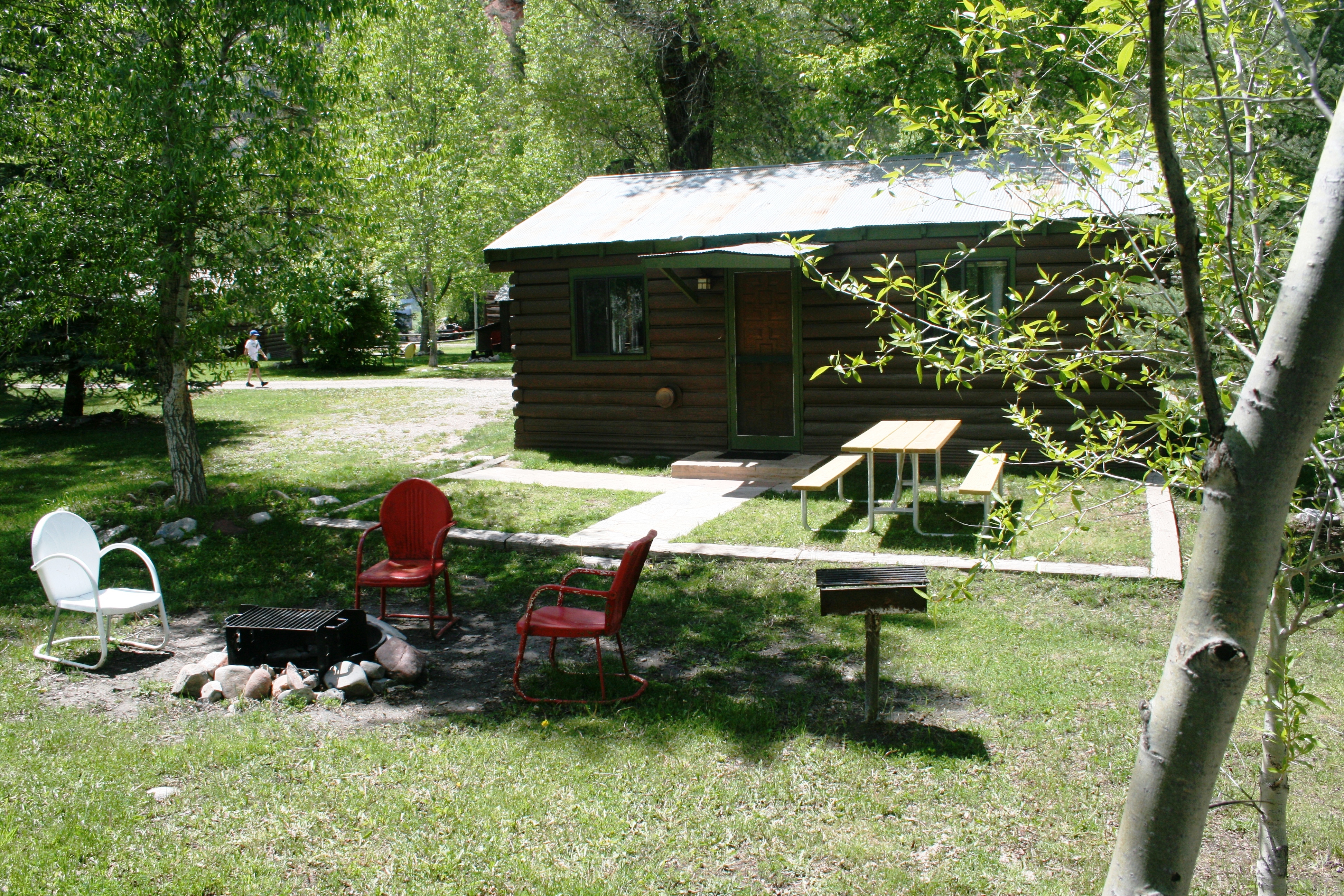 Crystal View Cabin 7:  Great cabin for families right on the river!