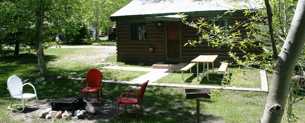 Crystal View Cabin 7:  Great cabin for families right on the river!