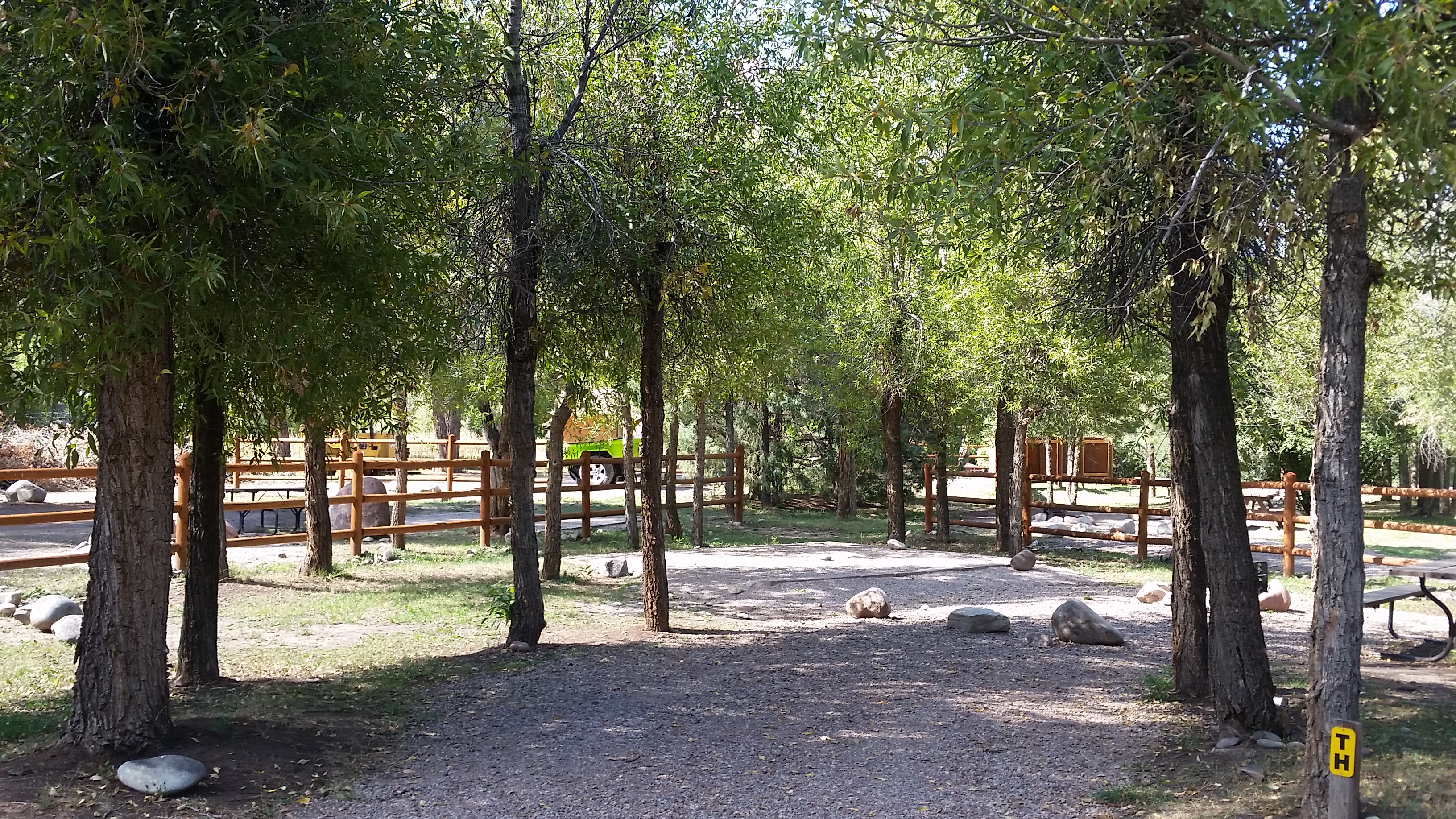 Large off-river tent site-no hookups