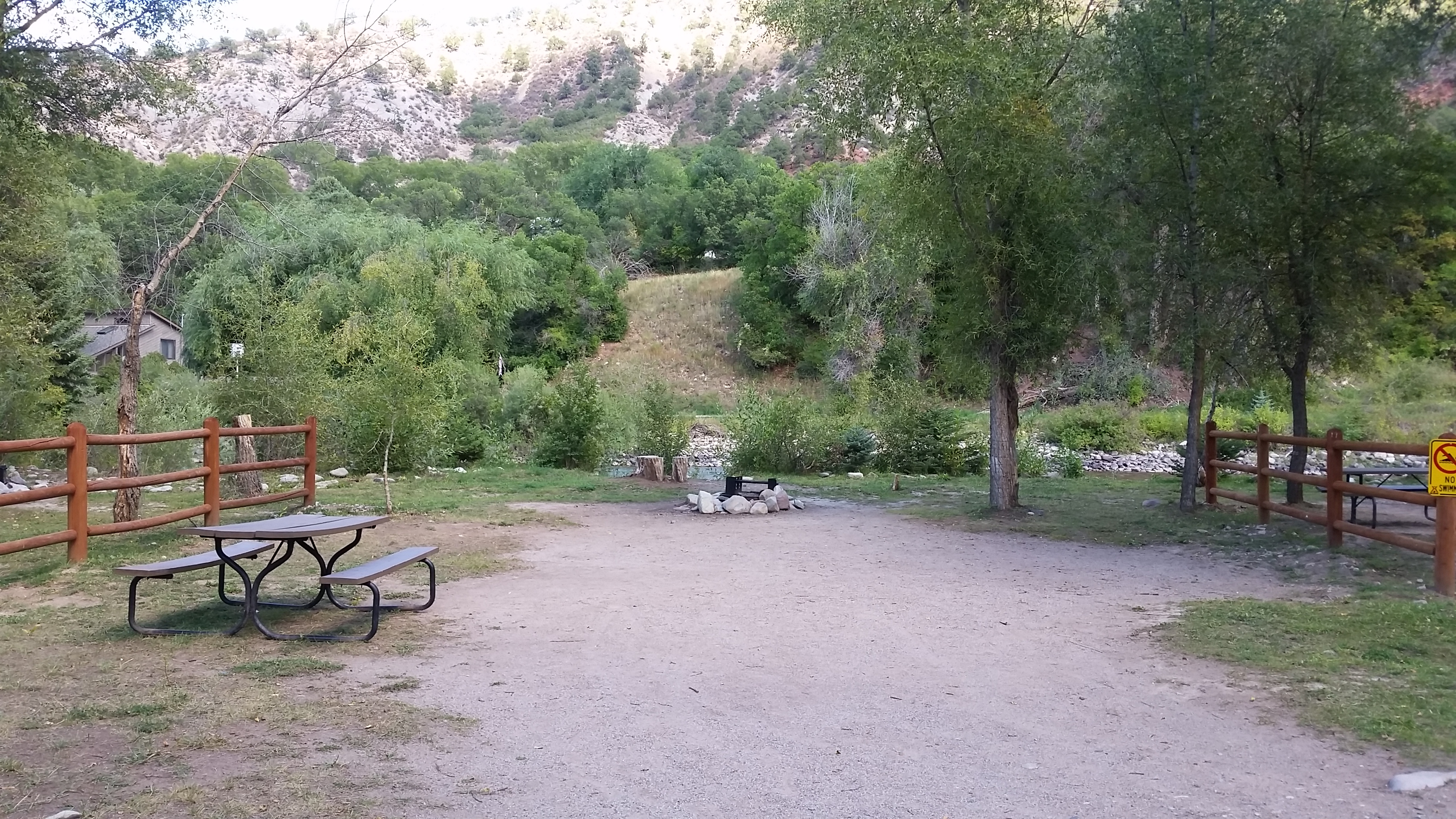 Large Riverfront tent site-no hookups