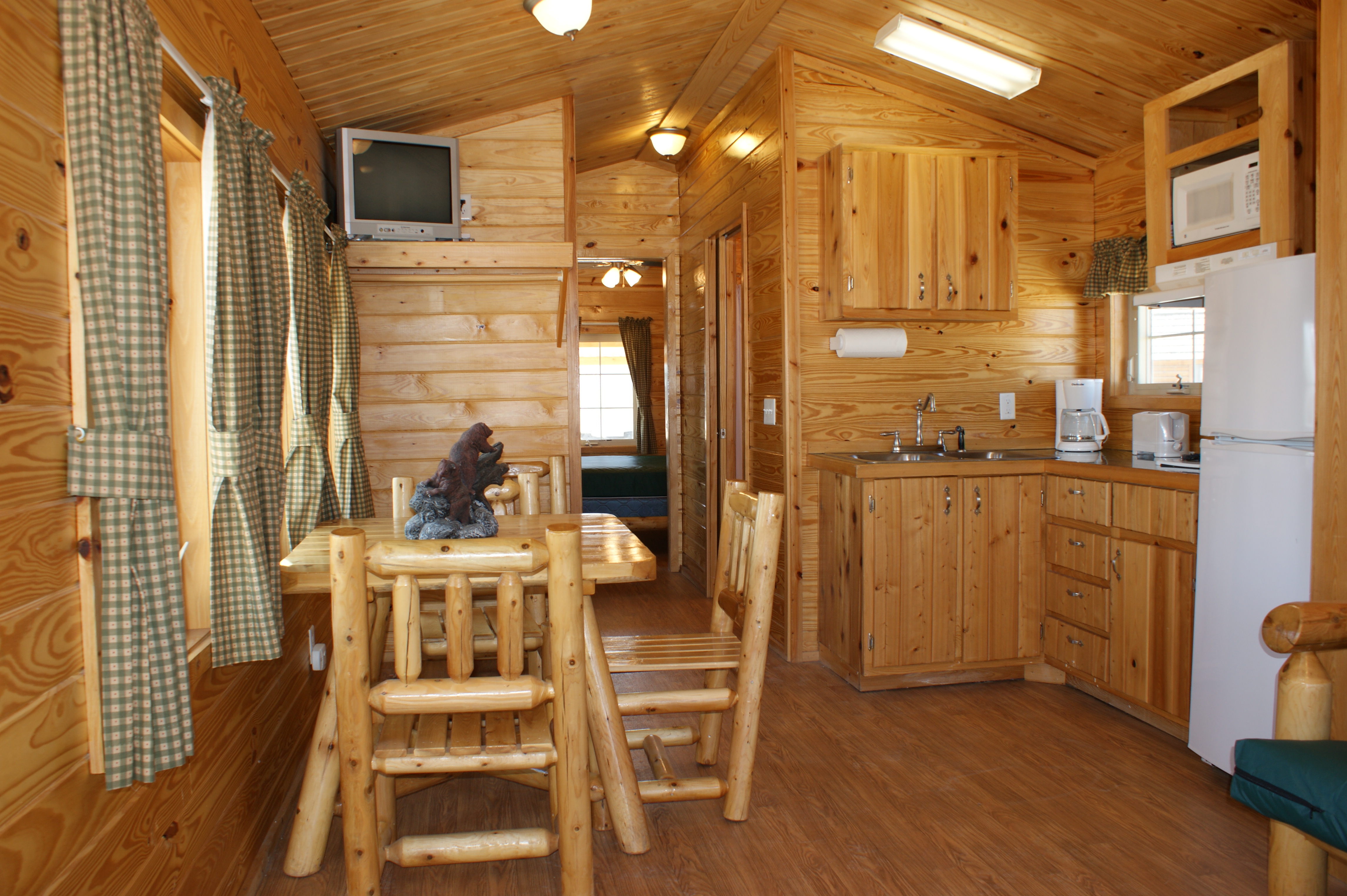 Deluxe Lodge