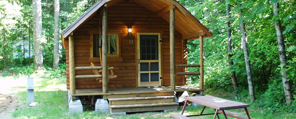 Deluxe Cabin (w/ Bathroom) - DELUXE COTTAGE 8