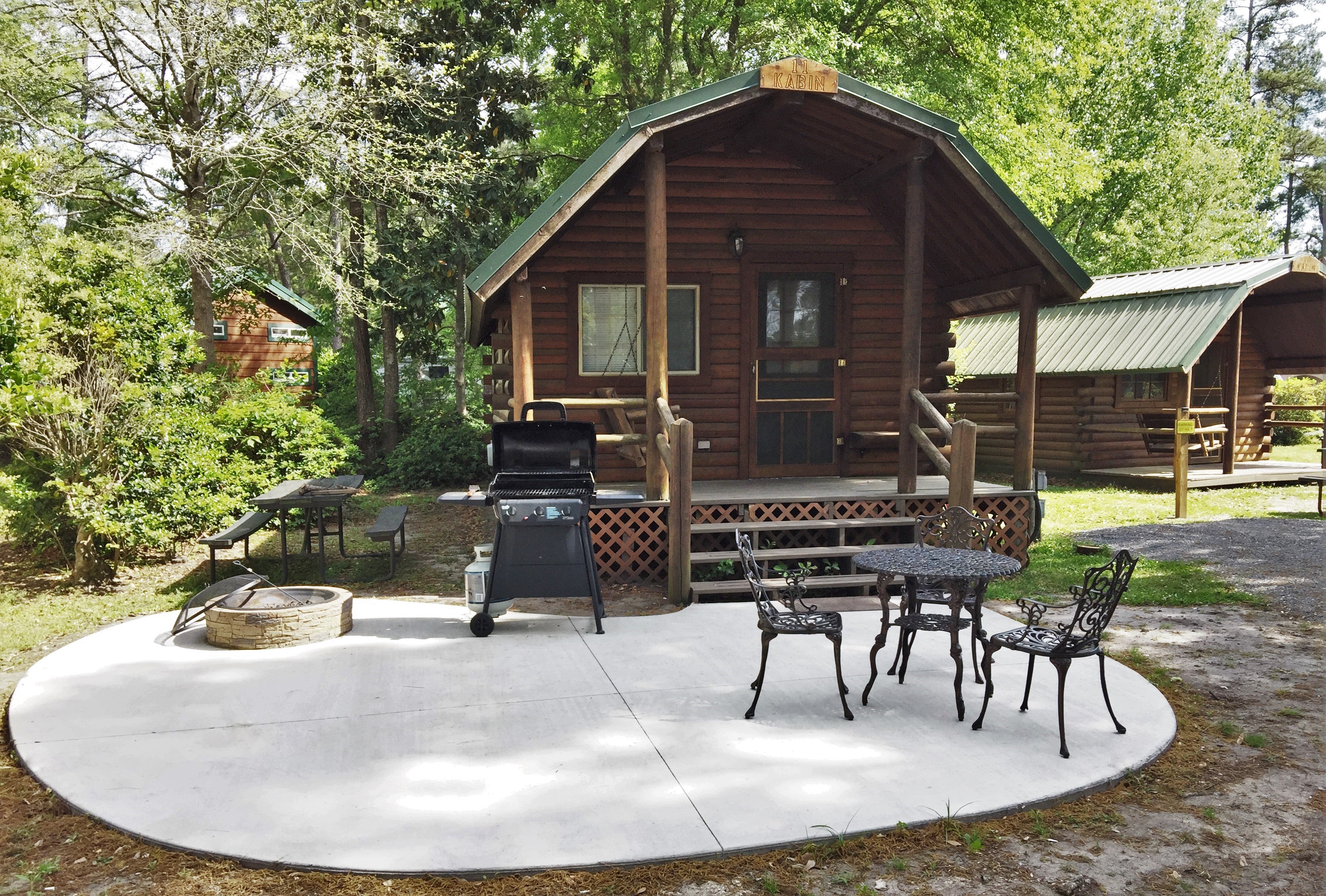 Deluxe Camping Cottage