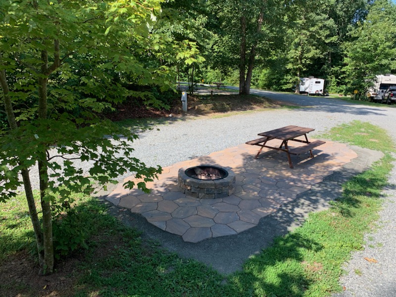 Full Hookup with a Patio