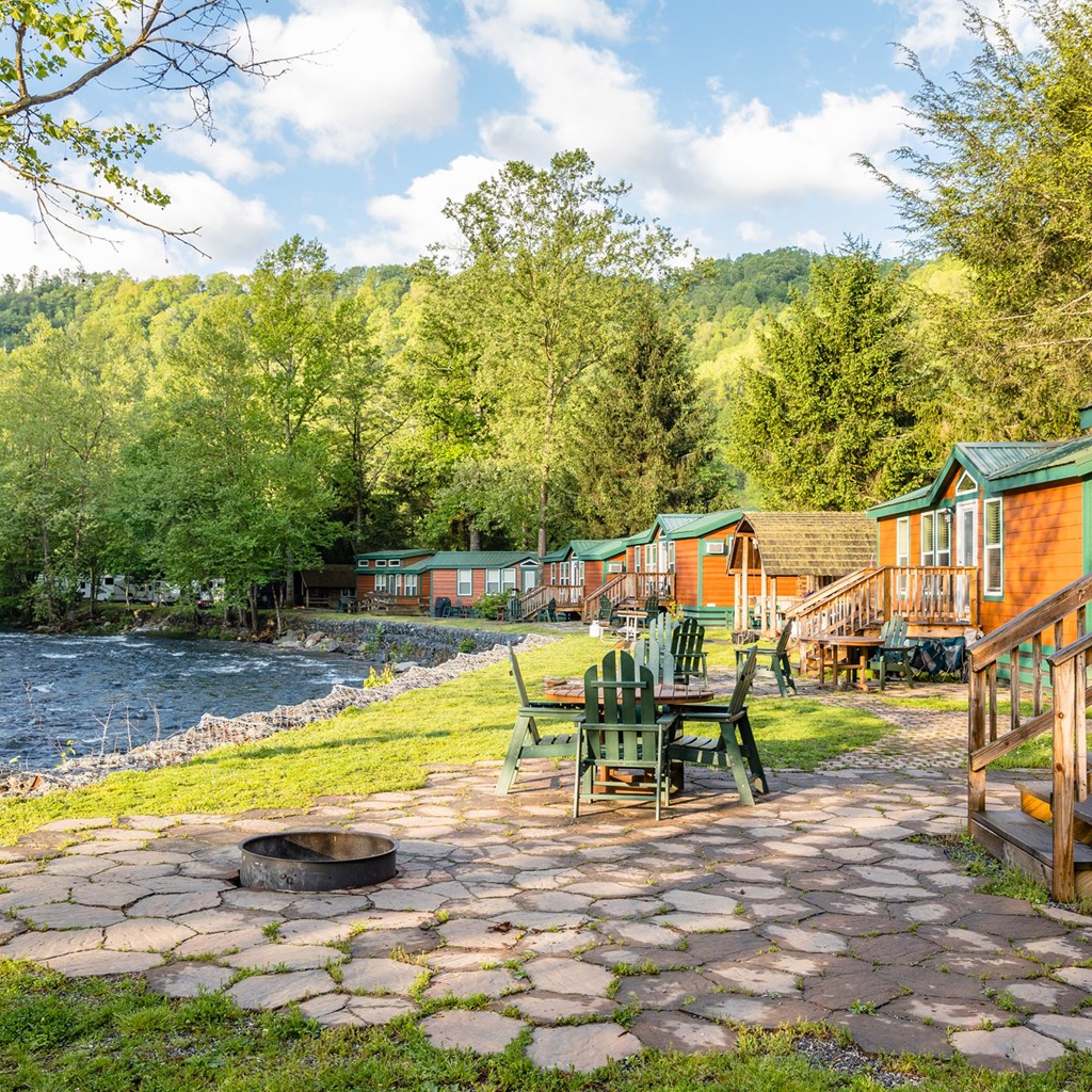 Smoky Mountains Vacation Guide