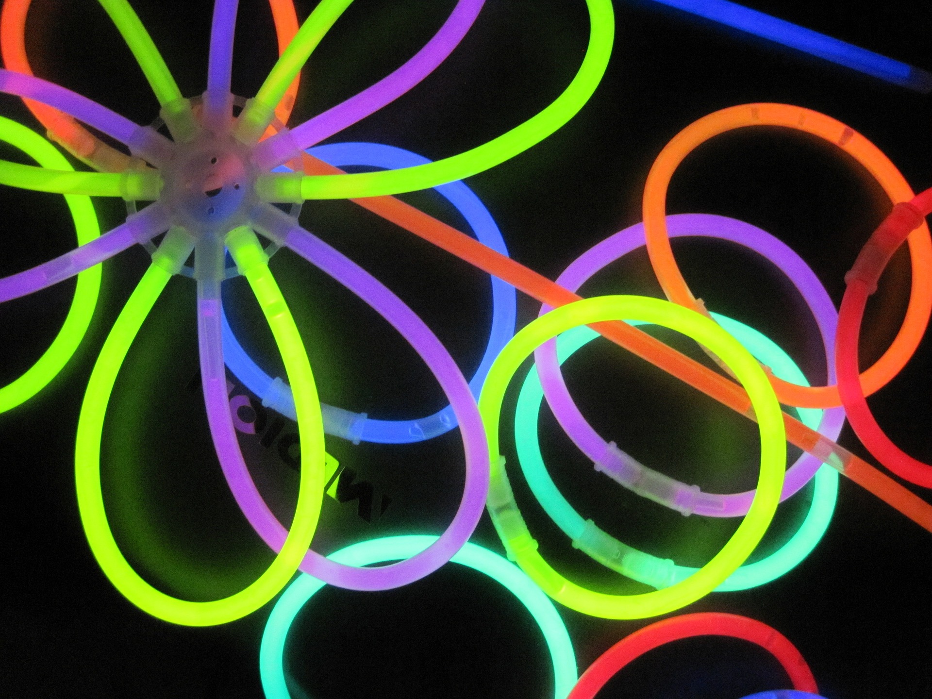 Let's Glow Crazy Weekend Photo