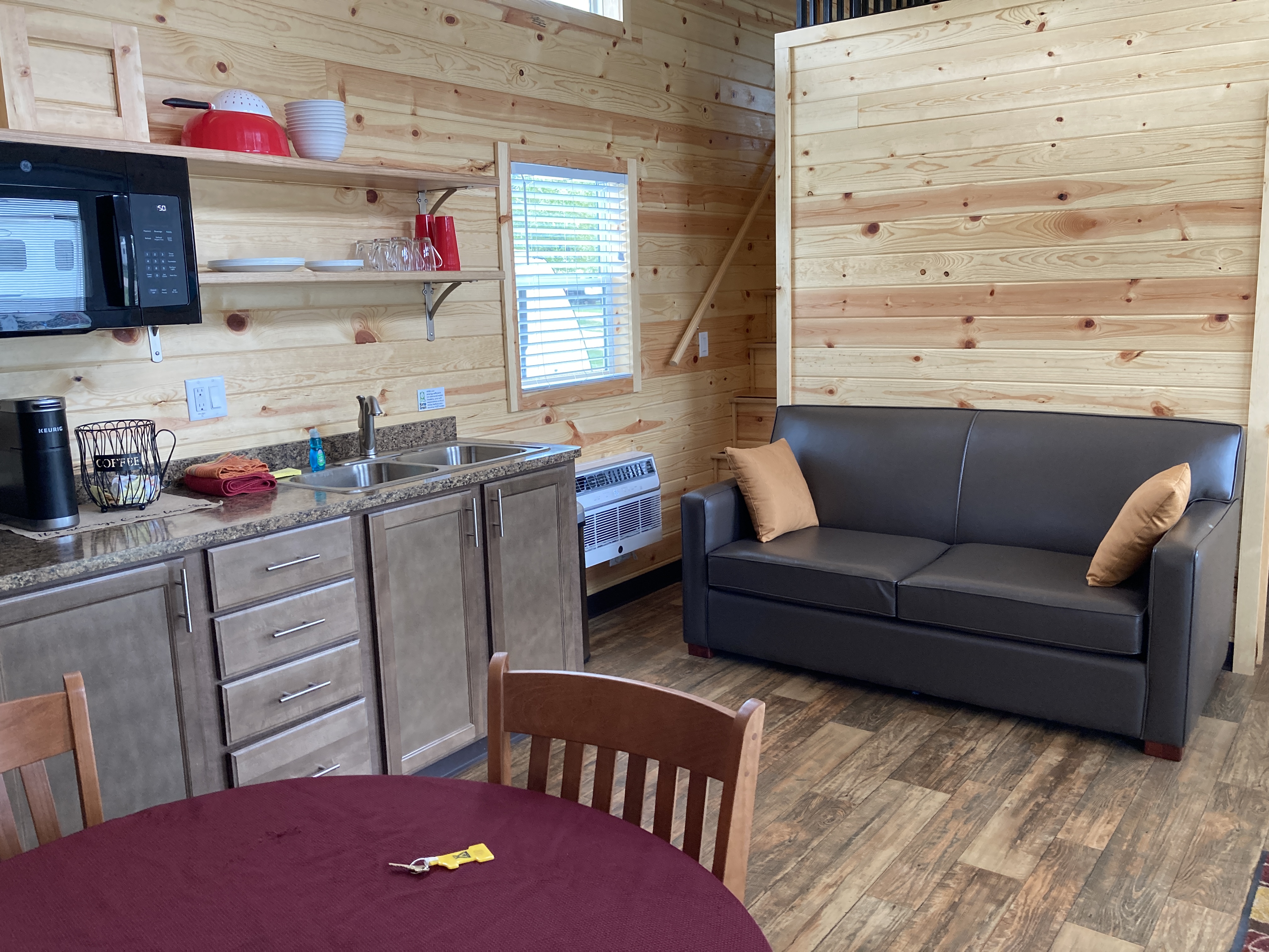 Main Room Deluxe Cabin